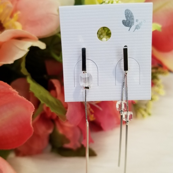 Jewelry - NEW asymmetrical bar drop earrings